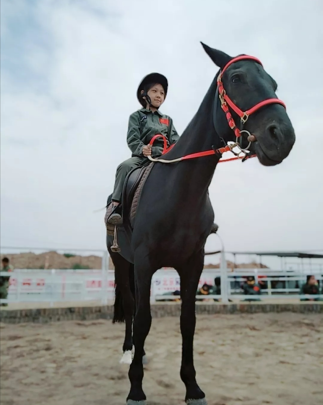 【骑马的女孩摄影图片】北海市人像摄影_太平洋电脑网摄影部落