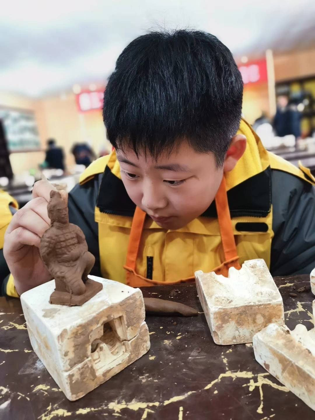 游学营 冬令营 研学营 素质研学体验:亲手diy兵马俑 前往---【秦诣】