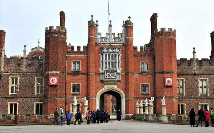 2020夏第39届青葱汇小海燕英国伦敦圣玛丽大学2周游学营一起英伦范