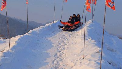 雪国狂欢哈尔滨亲子营_青葱汇青少年活动商城